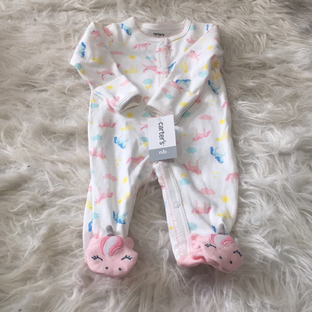 NWT Newborn unicorn footies!